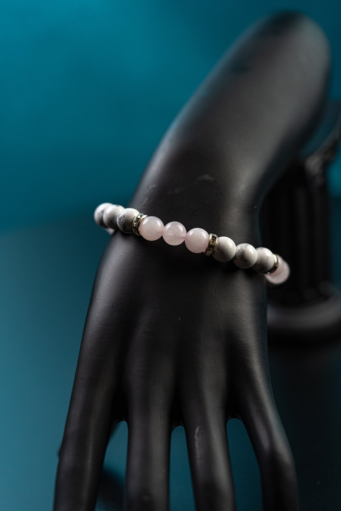 Howlite & Rose Quartz