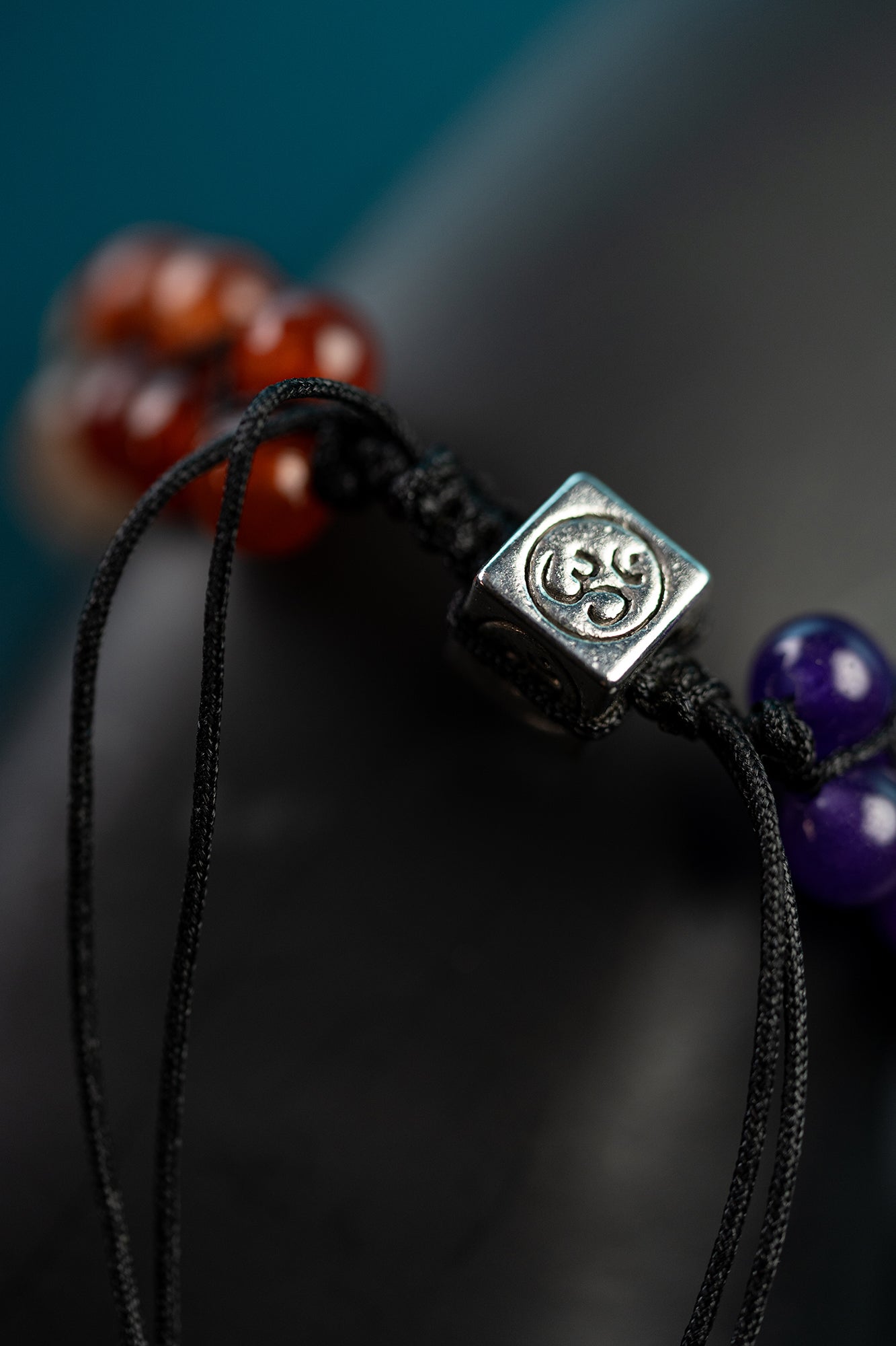 Adjustable Howlite + Chakra Bracelet